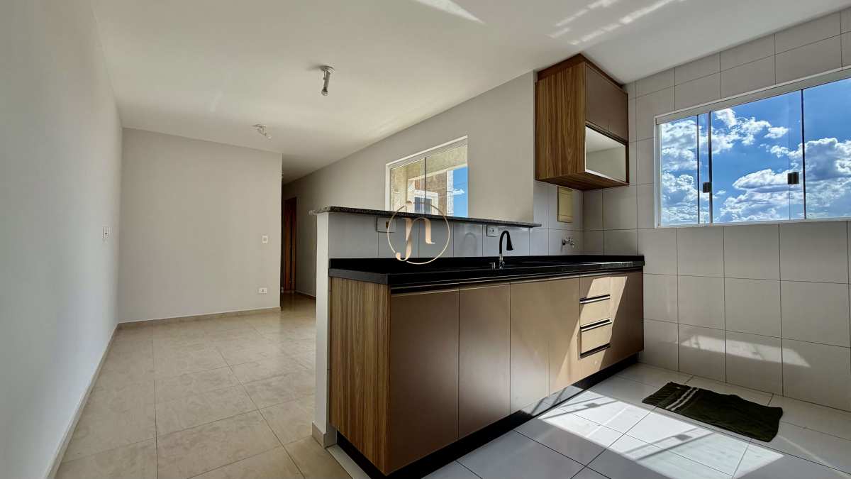  - 3 quartos, 1 suíte, 1 vaga coberta e cômodos com móveis planejados