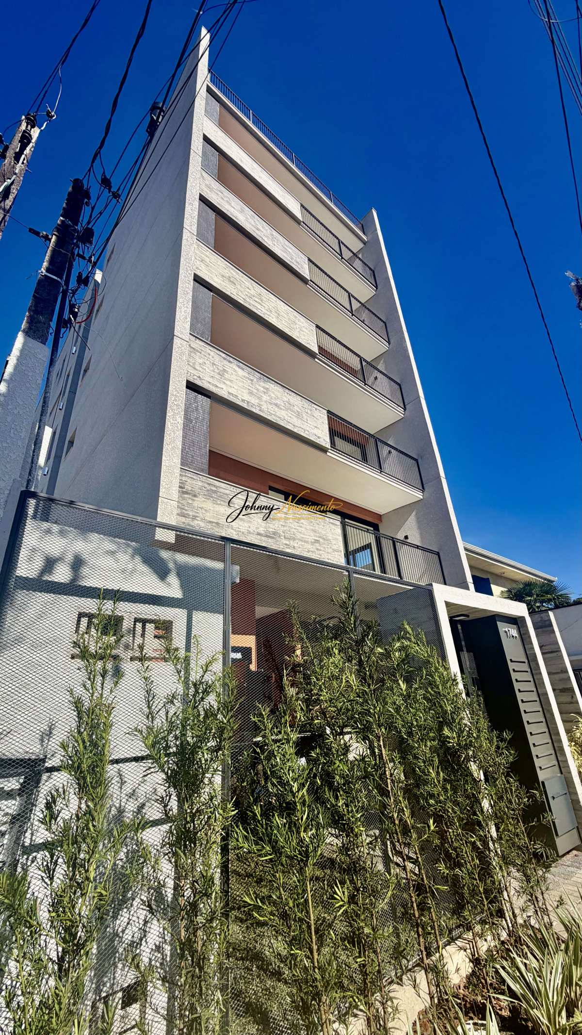 Apartamento à venda com 2 vagas de garagem, 2 quartos sendo 1 suíte. Edifício Liv, novo! - Johnny Nascimento Corretor de imóveis