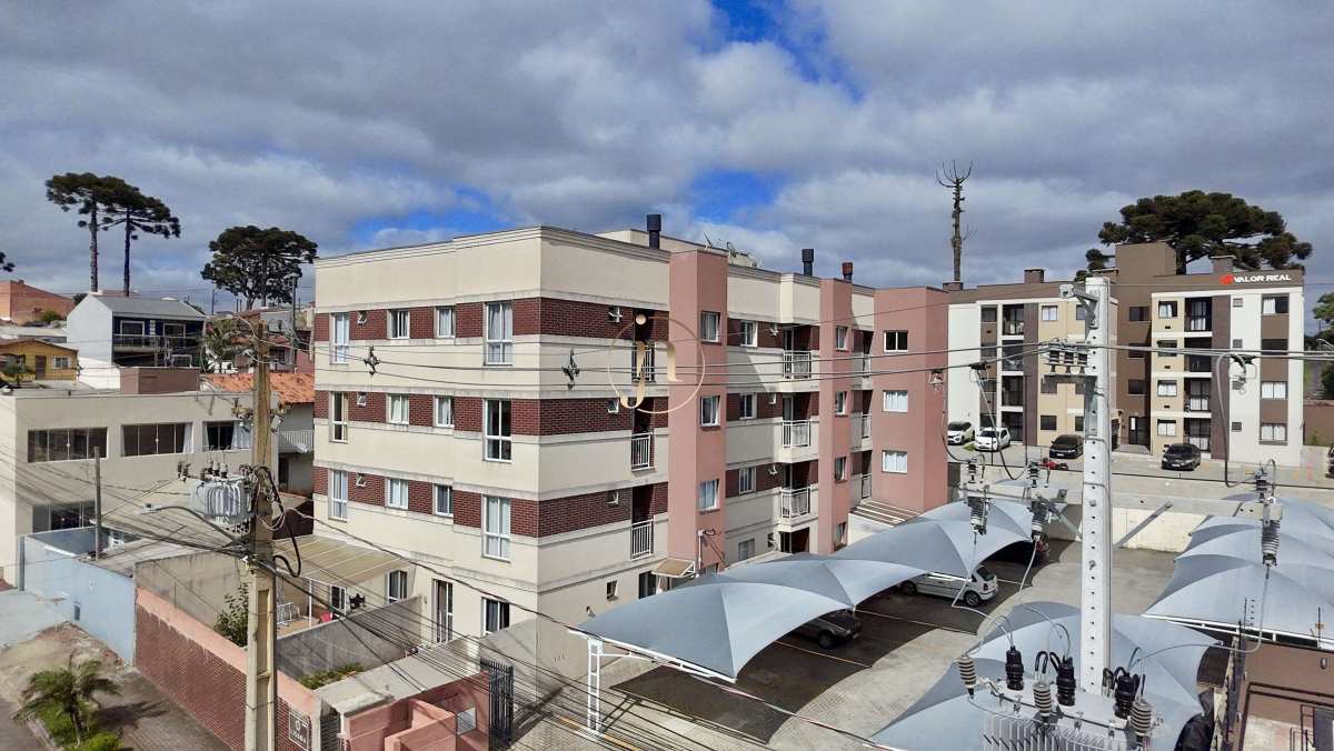 Apartamento ensolarado com 2 dormitórios, 1 vaga coberta, 2º andar