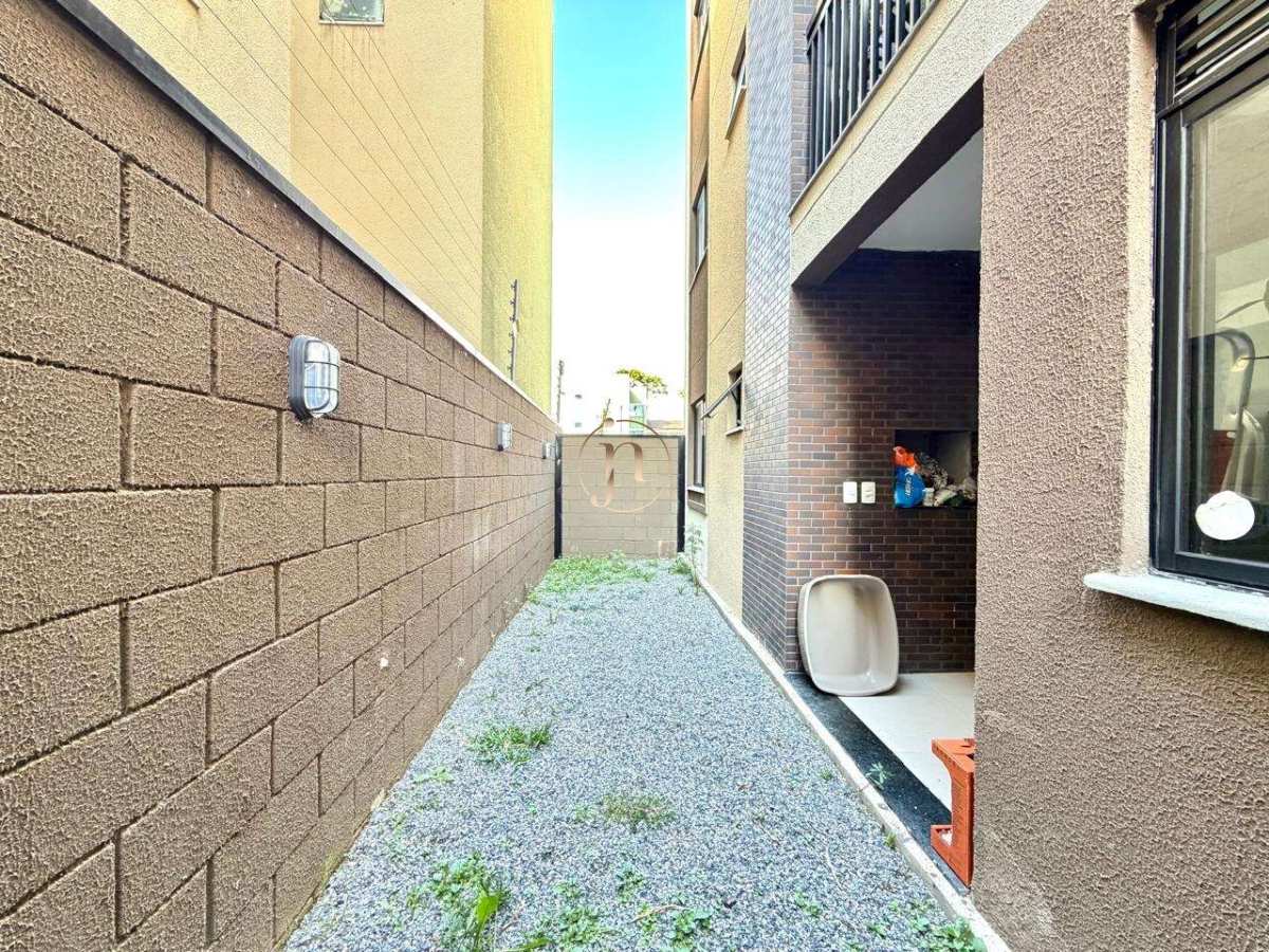 Apartamento Garden à venda com 2 quartos, 61m² - Santo Antônio,São José dos Pinhais